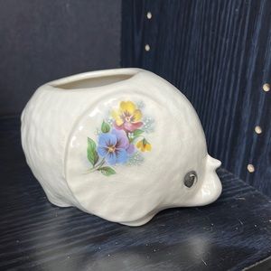 🔥3/$20 Pansy Elephant Planter